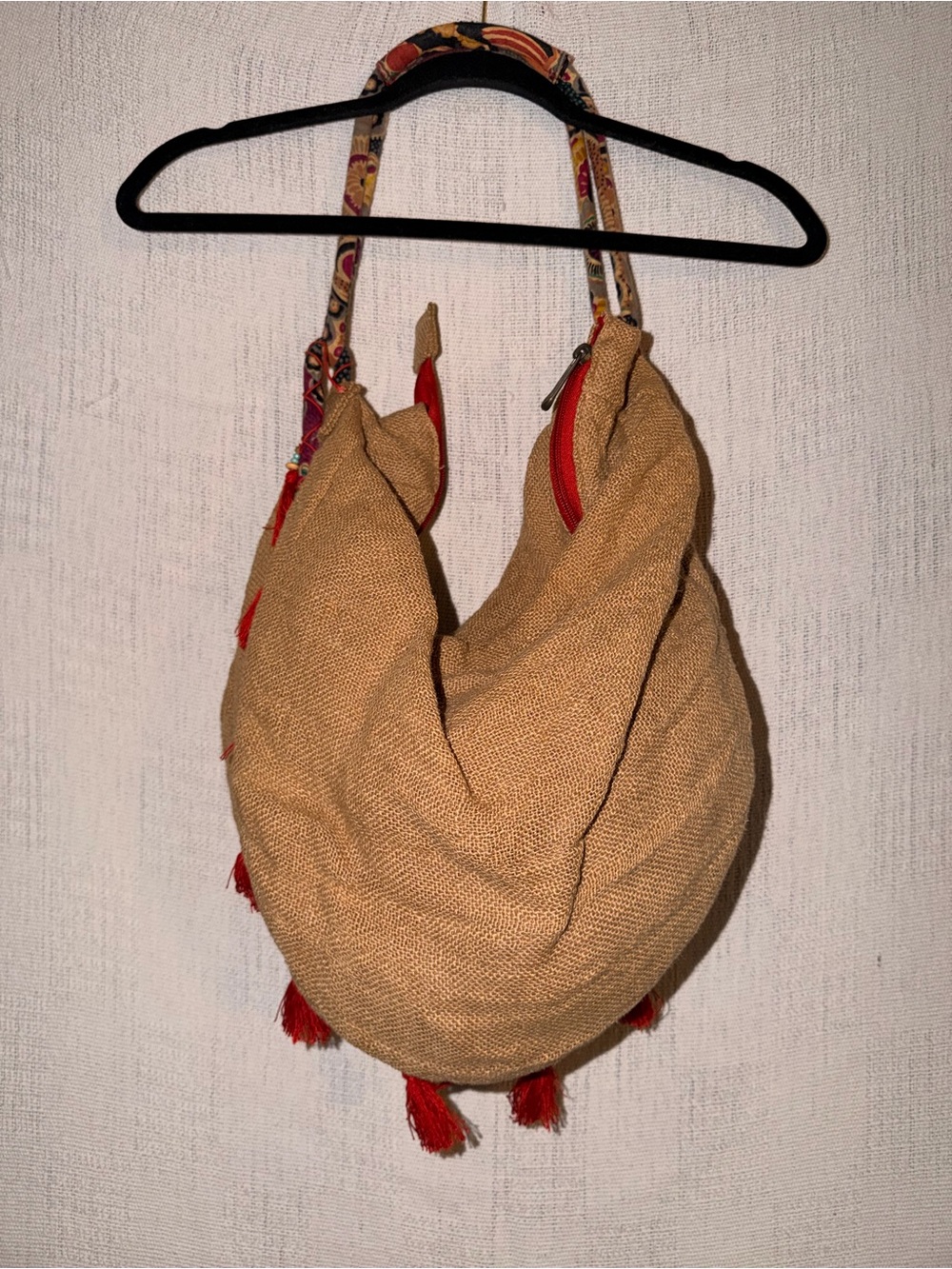 CATORI Boho Fringe Hobo Tan Burlap Beaded Festival purse. - Picture 3 of 7